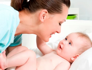 Η πρώτη Ελληνίδα που θα γεννήσει μωρό από 3 γονείς!